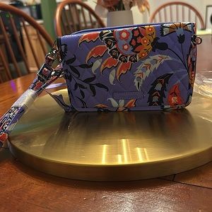 Vera Bradley RFID crossbody